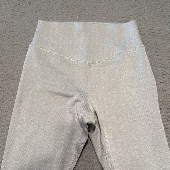 Vuori Women’s Ribbed Textured High Waisted Stretch Leggings Pants Size XS - Picture 4 of 9